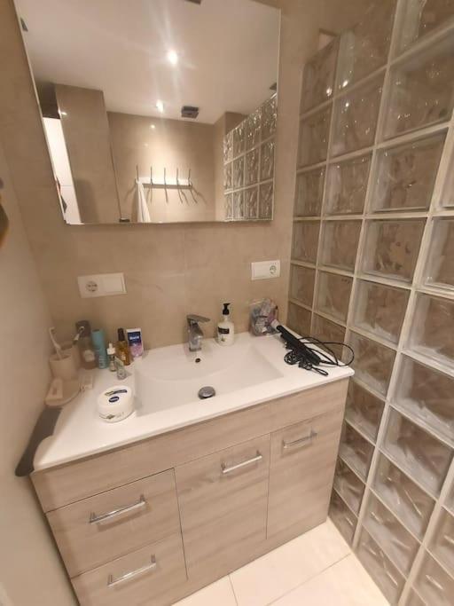 Appartement 2 Bedroom Flat In Golden Mile For 4 People Max