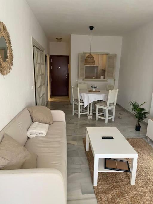 2 Bedroom Flat In Golden Mile For 4 People Max Apartamento *